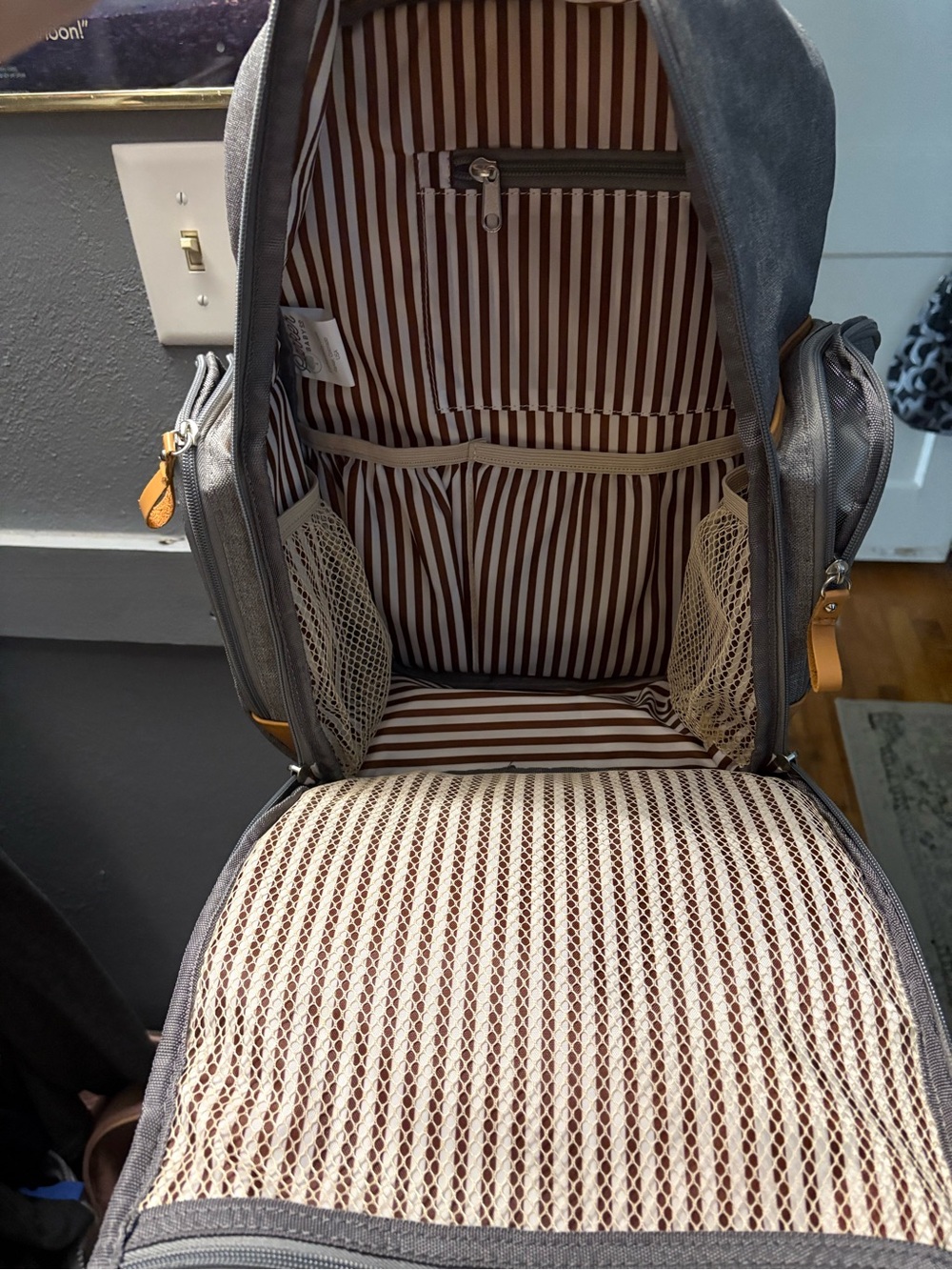 Parker Baby birch bag mini diaper backpack - never used! - Picture 6 of 9